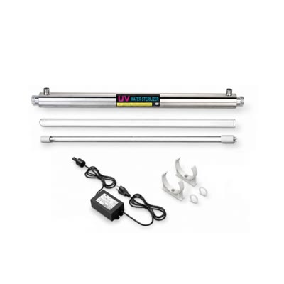 UV water steriliser with lamp and quartz sleeve